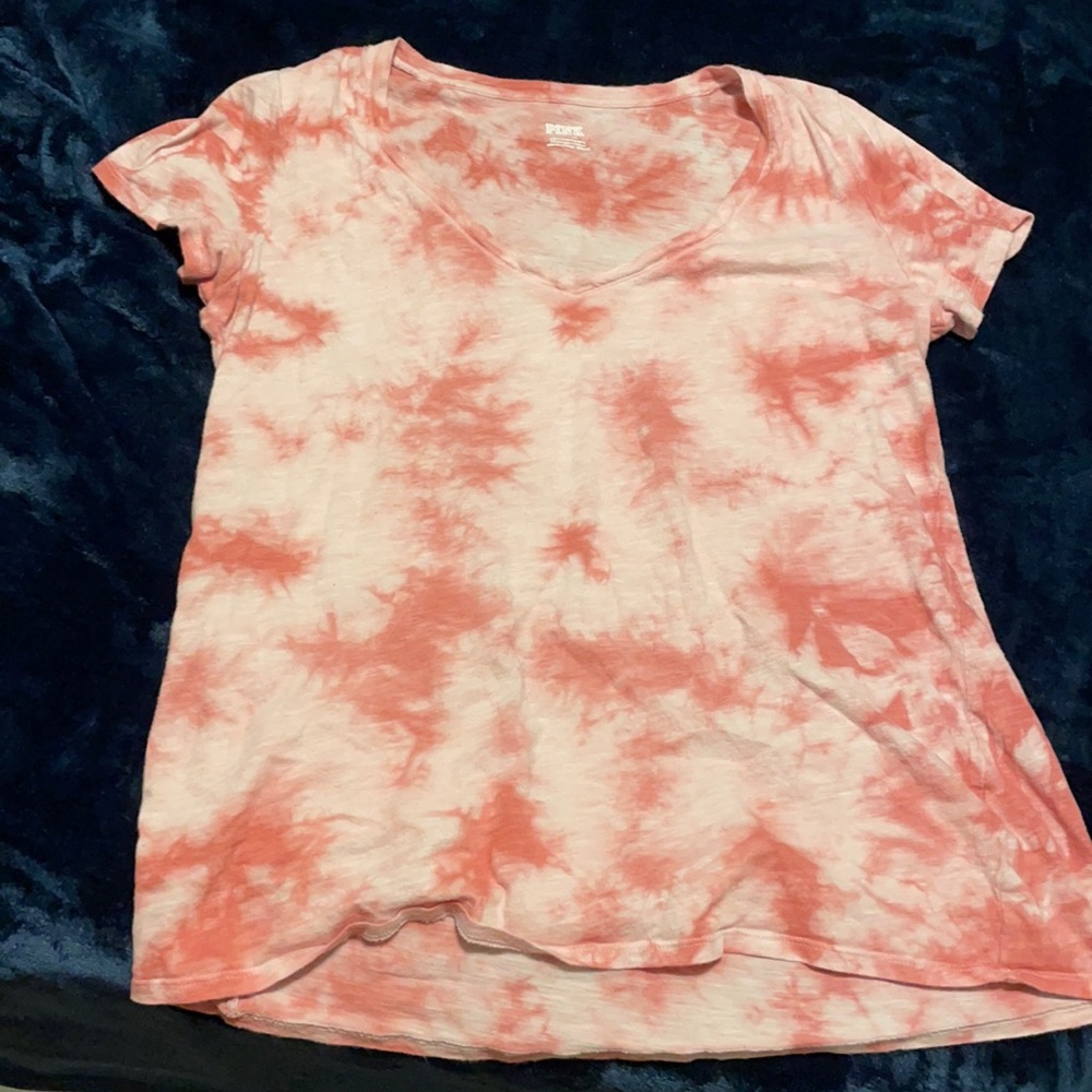 Victoria’s Secret pink T-shirt